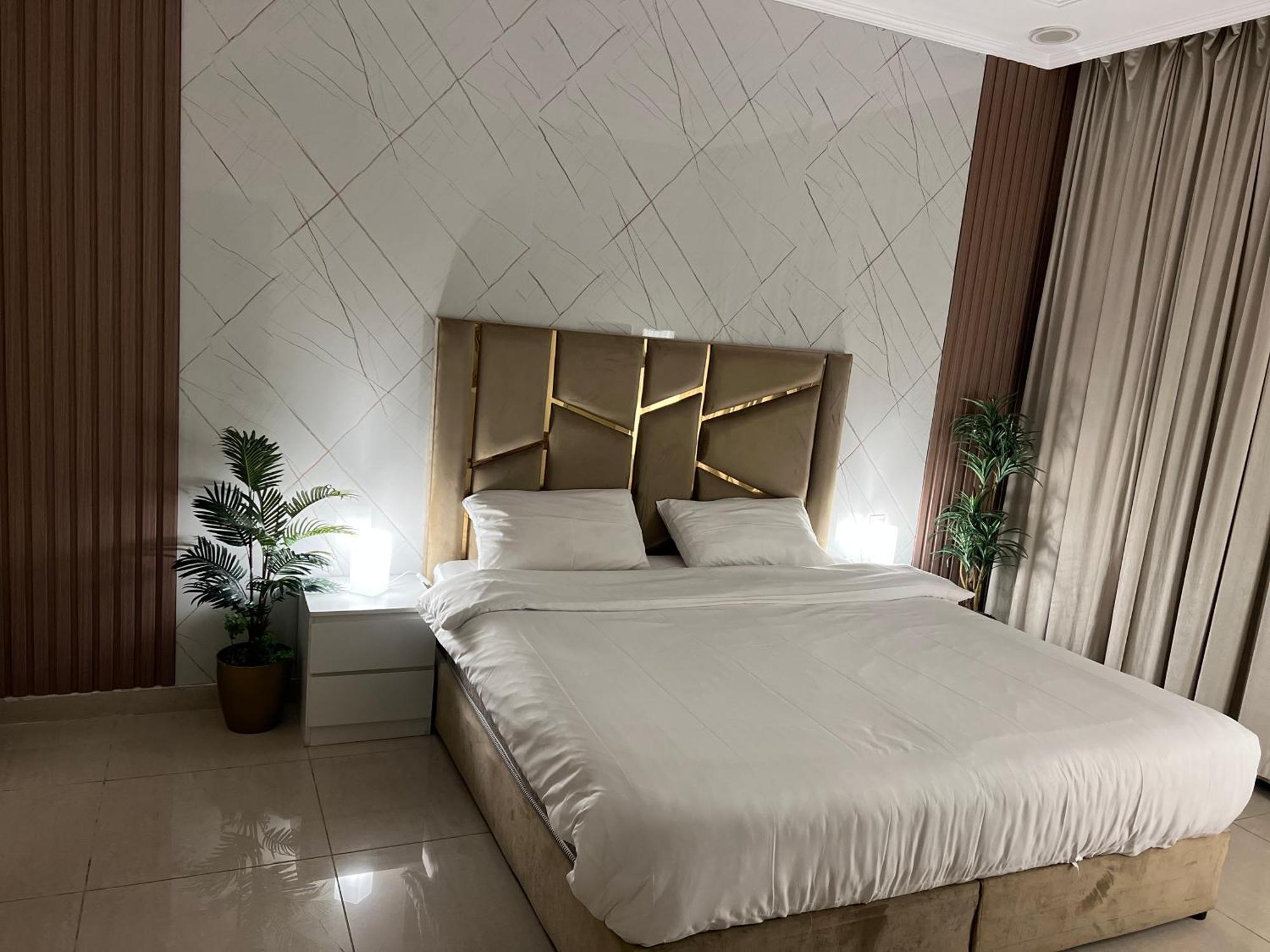 Apartment برج داماك الجوهرة *